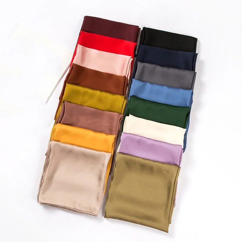 サテンスカーフ レディース 70cm 無地 スムースな表面  - Women Bags Wholesale のレビューと価格